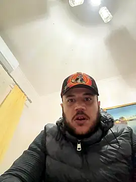 Snapshot of 1Aleks13 chatting on 10.26.25 1Aleks13 online show from 10.26.25