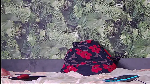 Snapshot of Alison_Drew chatting on 03.17.25 Alison Drew online show from 03.17.25