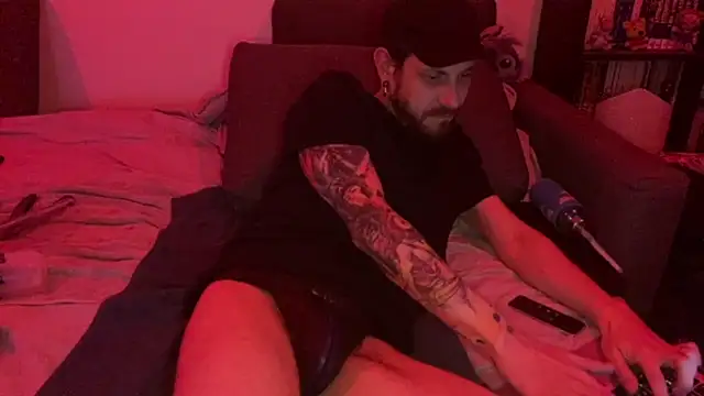 MadArzh online show from 01.01.25