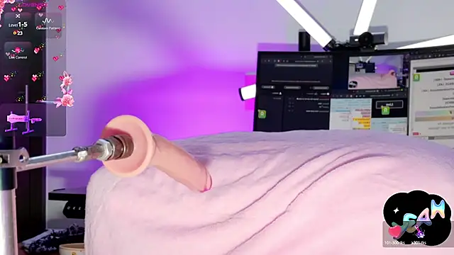 Scarlett-Smile online show from 02.04.25