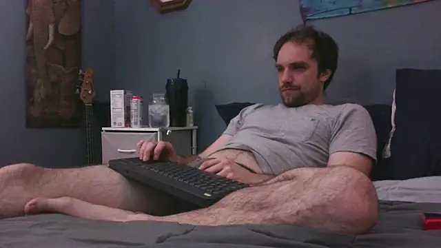 Snapshot of hpluvsplata chatting on 10.30.25 hpluvsplata online show from 10.30.25