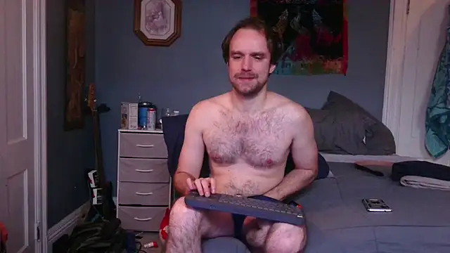 Snapshot of hpluvsplata chatting on 10.31.25 hpluvsplata online show from 10.31.25