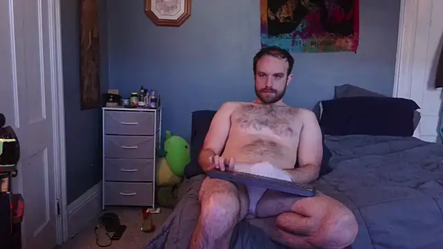 Snapshot of hpluvsplata chatting on 12.22.25 hpluvsplata online show from 12.22.25