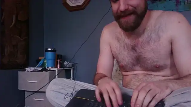 Snapshot of hpluvsplata chatting on 02.17.26 hpluvsplata online show from 02.17.26