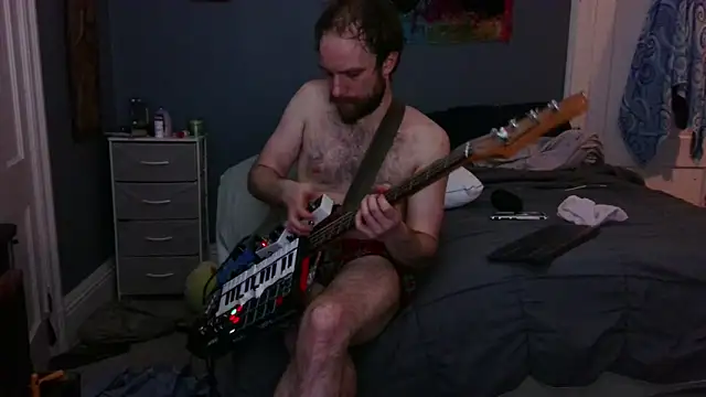 Snapshot of hpluvsplata chatting on 04.11.26 hpluvsplata online show from 04.11.26