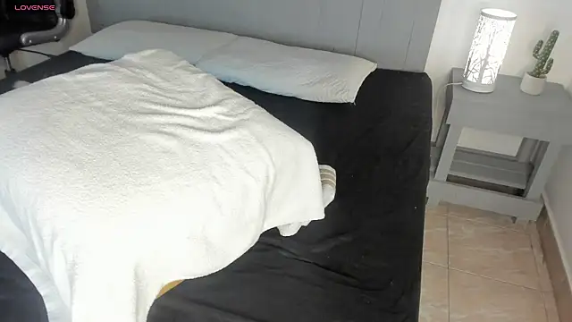 Candy millers online show from 04.11.26