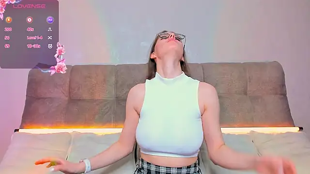 AriellaTesk online show from 10.17.25