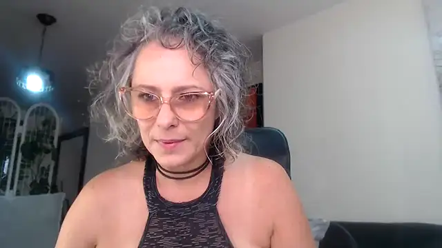 Pinkboobie online show from 02.03.25