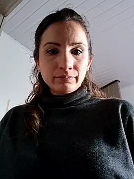 Snapshot of vanessabrown_ chatting on 09.30.25 vanessabrown online show from 09.30.25