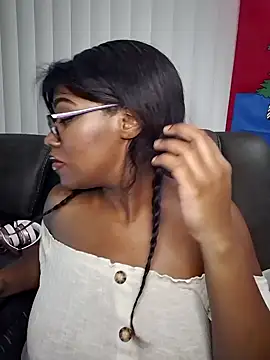 lollycoco online show from 12.20.25