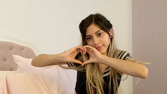 Sensualtease online show from 02.02.25