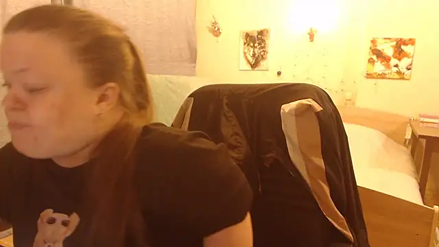 Janiffer MiMi online show from 03.17.25