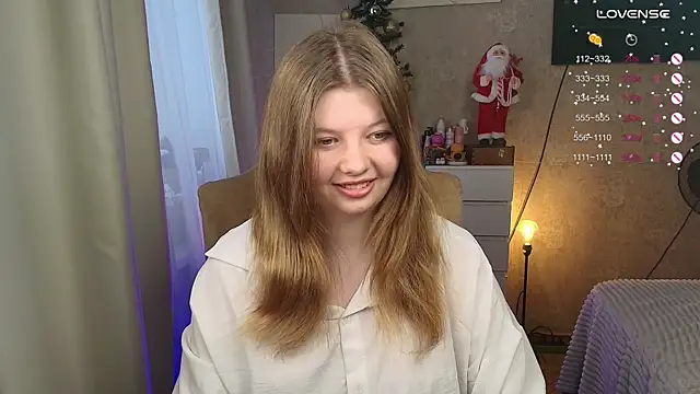 Snapshot of Vivian_cutie chatting on 01.11.26 Vivian cutie online show from 01.11.26