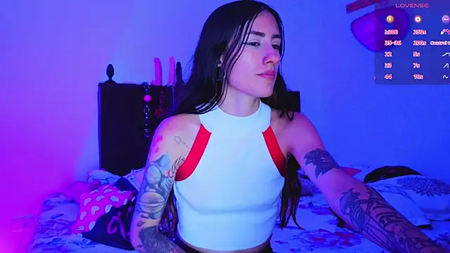 I am kim online show from 03.07.26