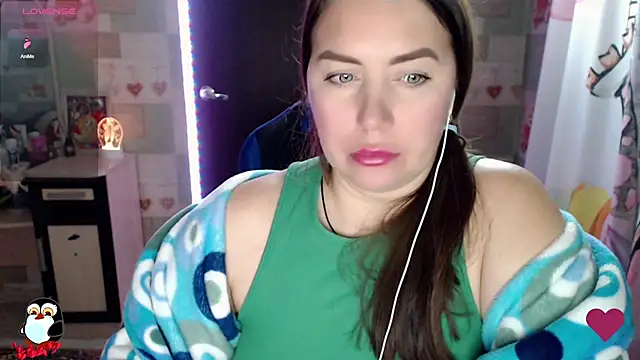 Snapshot of Korolek12 chatting on 01.15.25 Korolek12 online show from 01.15.25