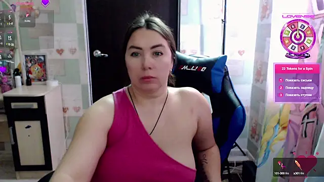Snapshot of Korolek12 chatting on 02.03.25 Korolek12 online show from 02.03.25