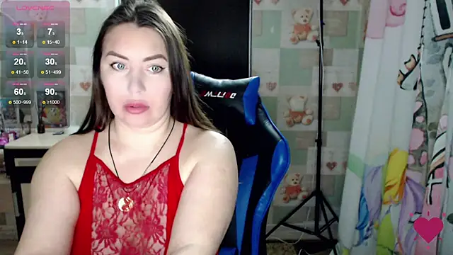 Snapshot of Korolek12 chatting on 02.04.25 Korolek12 online show from 02.04.25