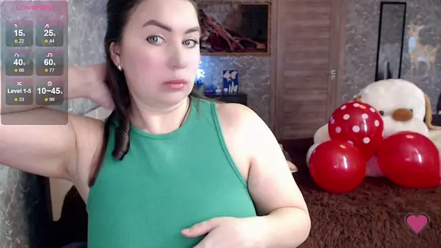 Snapshot of Korolek12 chatting on 02.11.25 Korolek12 online show from 02.11.25