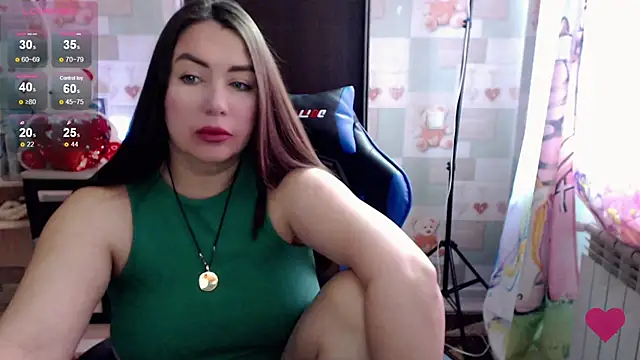 Snapshot of Korolek12 chatting on 02.18.25 Korolek12 online show from 02.18.25