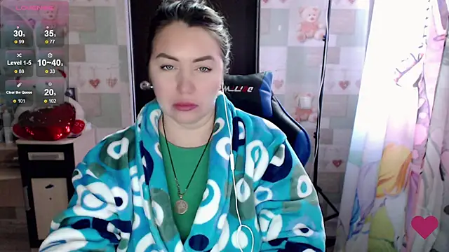 Snapshot of Korolek12 chatting on 02.20.25 Korolek12 online show from 02.20.25