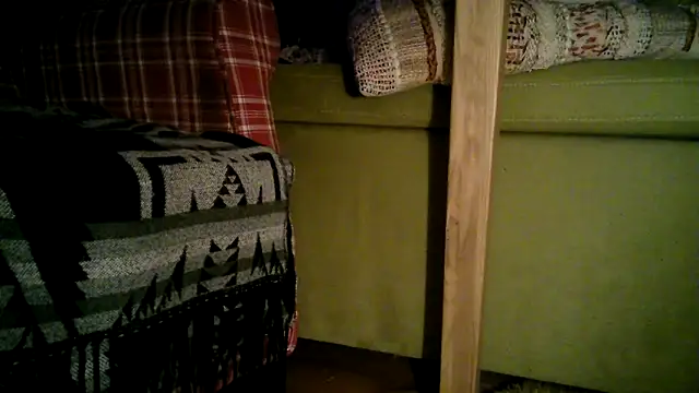 fusskuss2710 online show from 02.23.25