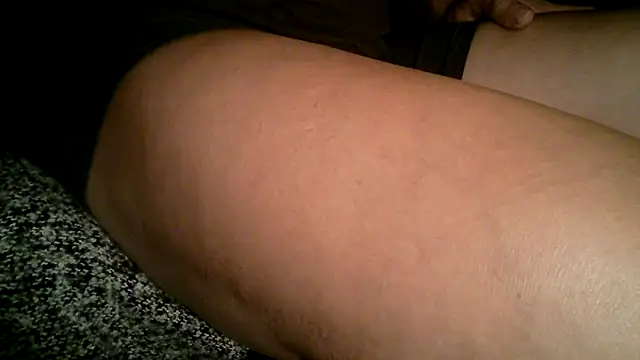 fusskuss2710 online show from 03.14.25