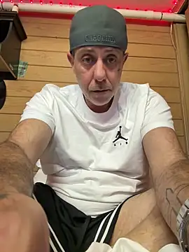 drewsix9xh online show from 03.02.26