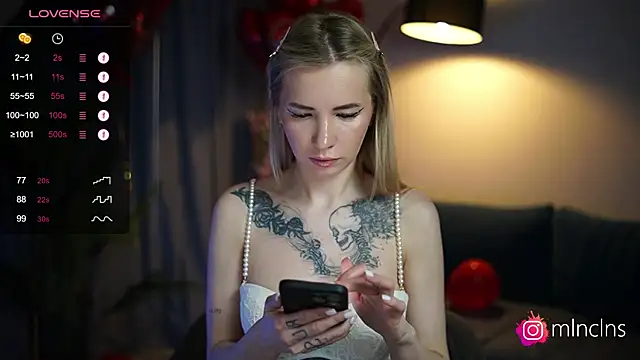 melanielwithu online show from 02.22.25