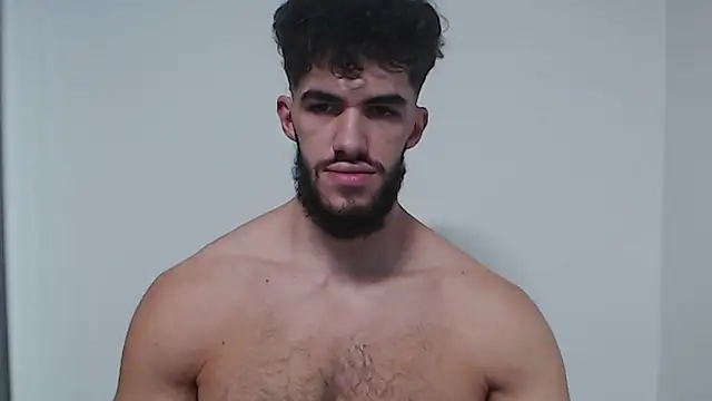 Snapshot of hiddenf chatting on 10.19.25 hiddenf online show from 10.19.25