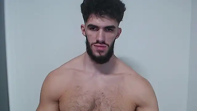 Snapshot of hiddenf chatting on 10.31.25 hiddenf online show from 10.31.25