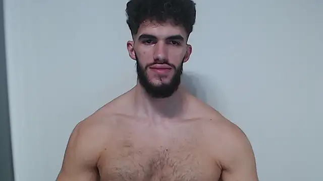 Snapshot of hiddenf chatting on 11.01.25 hiddenf online show from 11.01.25