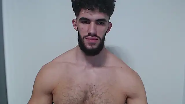 Snapshot of hiddenf chatting on 11.01.25 hiddenf online show from 11.01.25