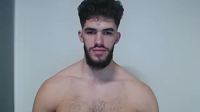 Snapshot of hiddenf chatting on 11.23.25 hiddenf online show from 11.23.25