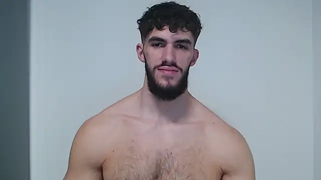 Snapshot of hiddenf chatting on 11.29.25 hiddenf online show from 11.29.25