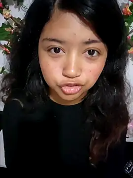 Snapshot of Peach_Girll chatting on 10.16.25 Peach Girll online show from 10.16.25