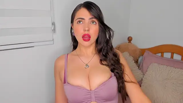 llanna  online show from 12.14.24