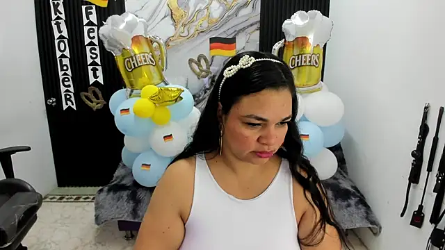 Cloe 35 online show from 09.28.25