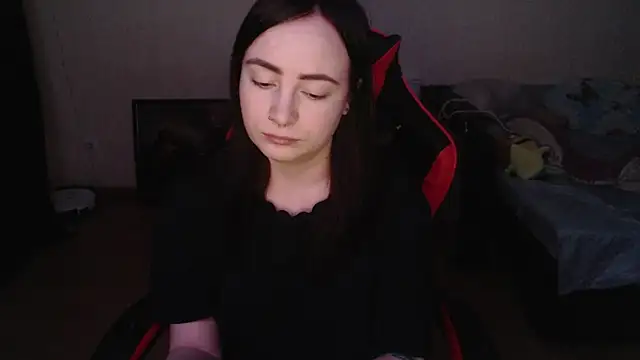 Laralianna online show from 02.05.26