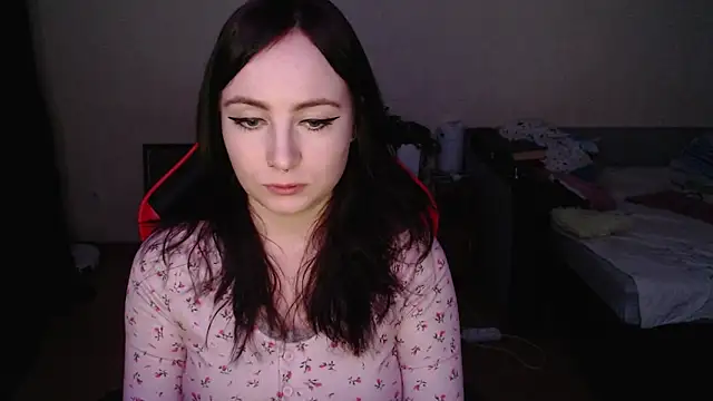 Laralianna online show from 02.25.26