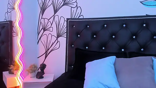 Sweet Ariadna  online show from 10.21.25