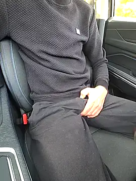 Snapshot of Remstr chatting on 11.09.25 Remstr online show from 11.09.25