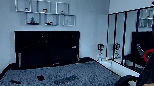 tyler hank01 online show from 02.24.25