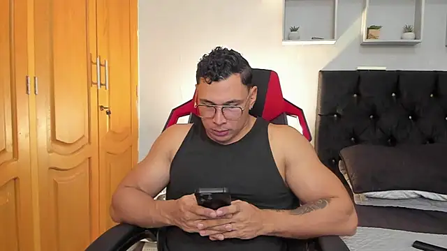 tyler hank01 online show from 03.29.26