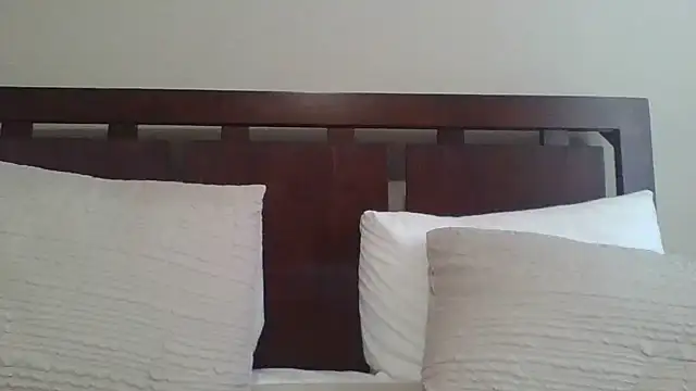 MsJuicy online show from 12.15.24