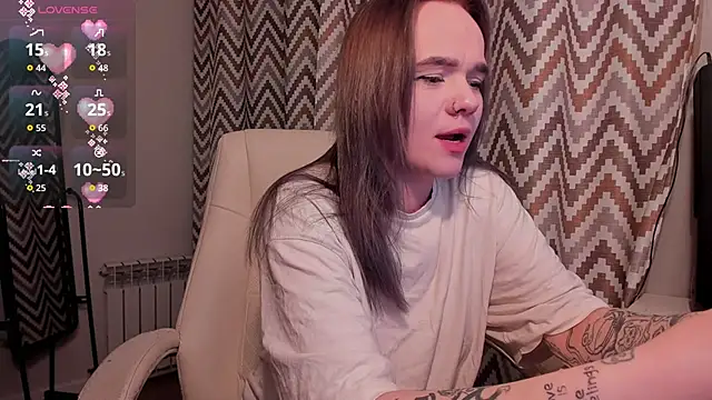 SarahRomantic online show from 04.08.26