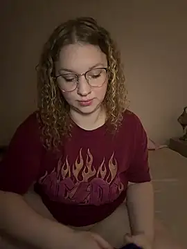 Snapshot of EmmieRae chatting on 02.02.26 EmmieRae online show from 02.02.26