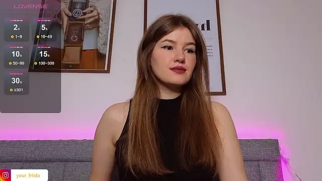 Snapshot of alwaysfrida chatting on 12.07.24 alwaysfrida online show from 12.07.24