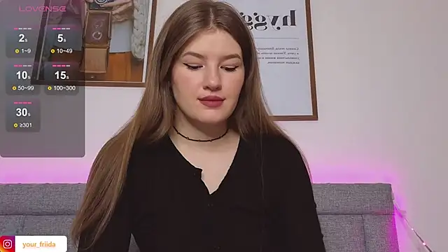 Snapshot of alwaysfrida chatting on 12.22.24 alwaysfrida online show from 12.22.24