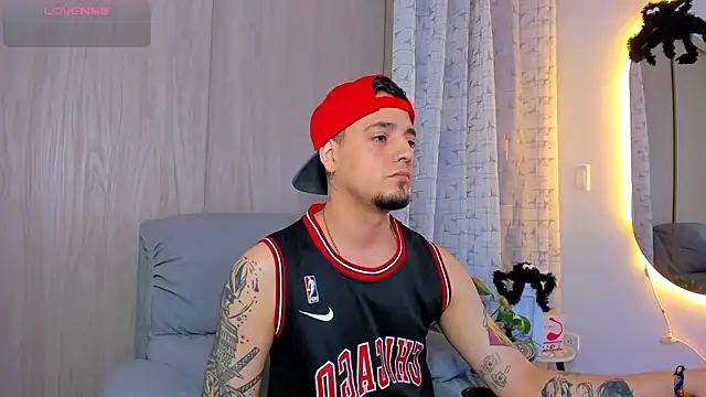 alejandro calderon1 online show from 10.18.25