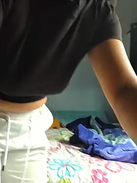 Hannah-grace online show from 11.23.25